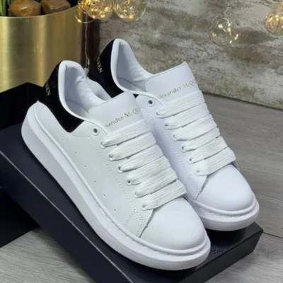 Alexander McQueen Dama 2