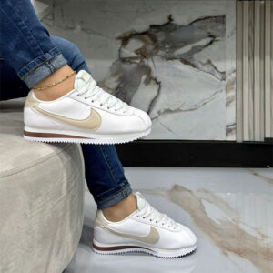 Nike Dama 4